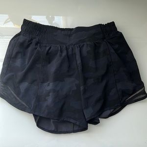 Camo hotty hot Lululemon shorts